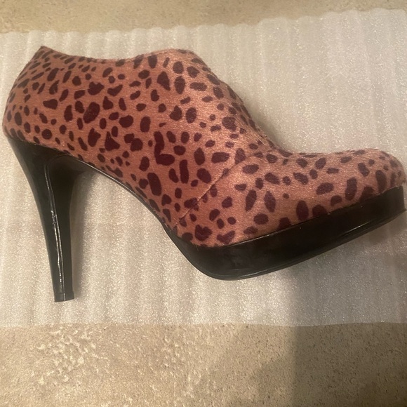 Style & Co booties - Picture 2 of 6